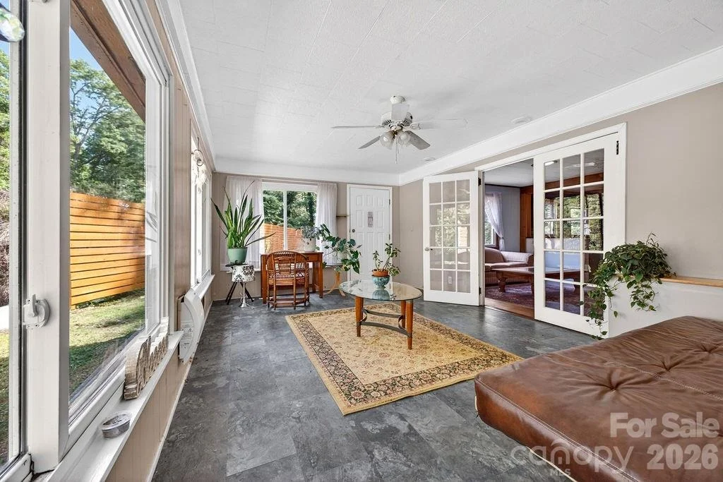 Photo of 147 Longview Drive