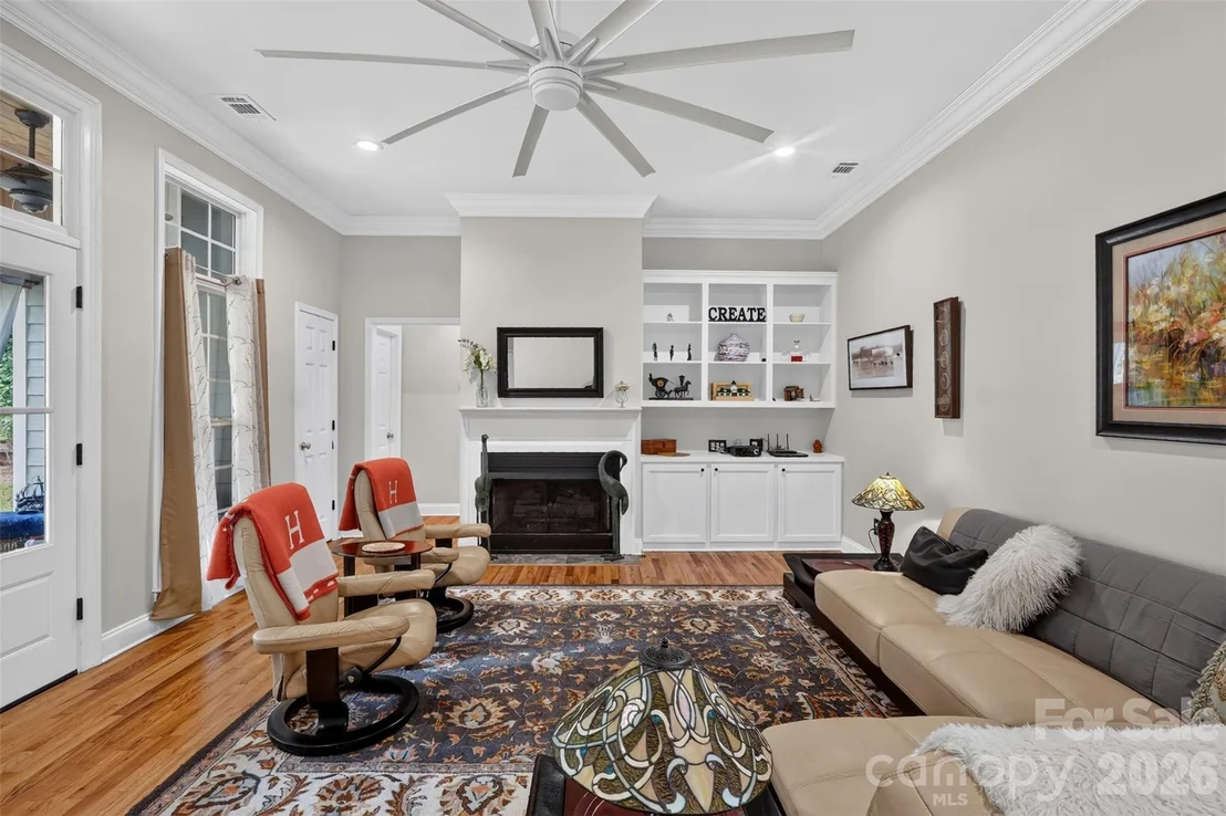 Photo of 1377 Pine Road