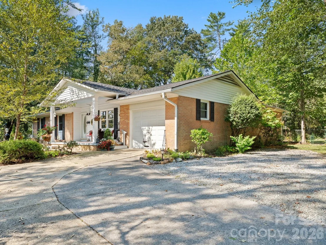 Photo of 51 Parkview Drive