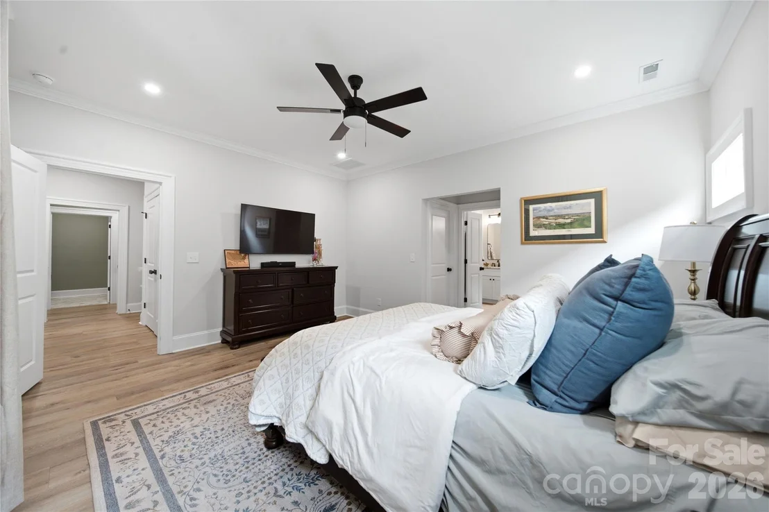 Photo of 531 Buckview Lane