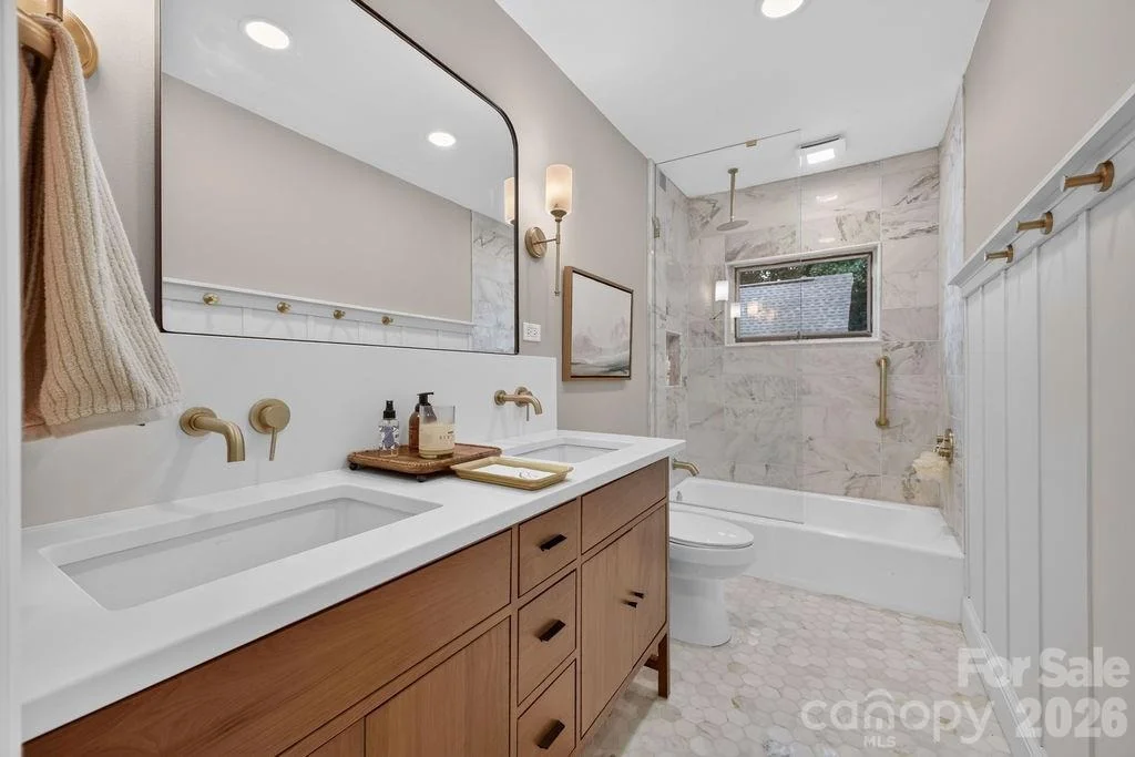 Photo of 865 Haven Drive