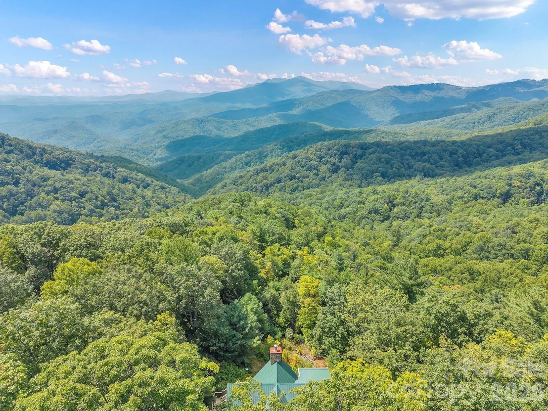 Photo of 4880 Nightingale Lane