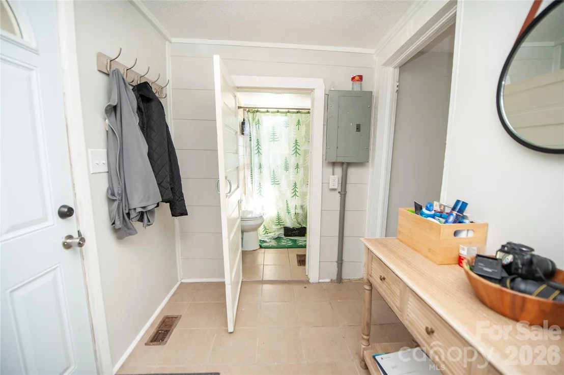 Photo of 128 Fleming Avenue