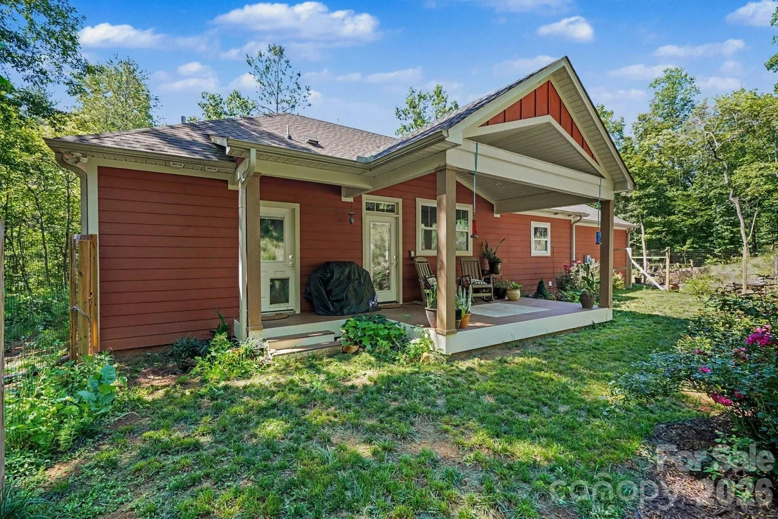 Photo of 1241 Hayes Road