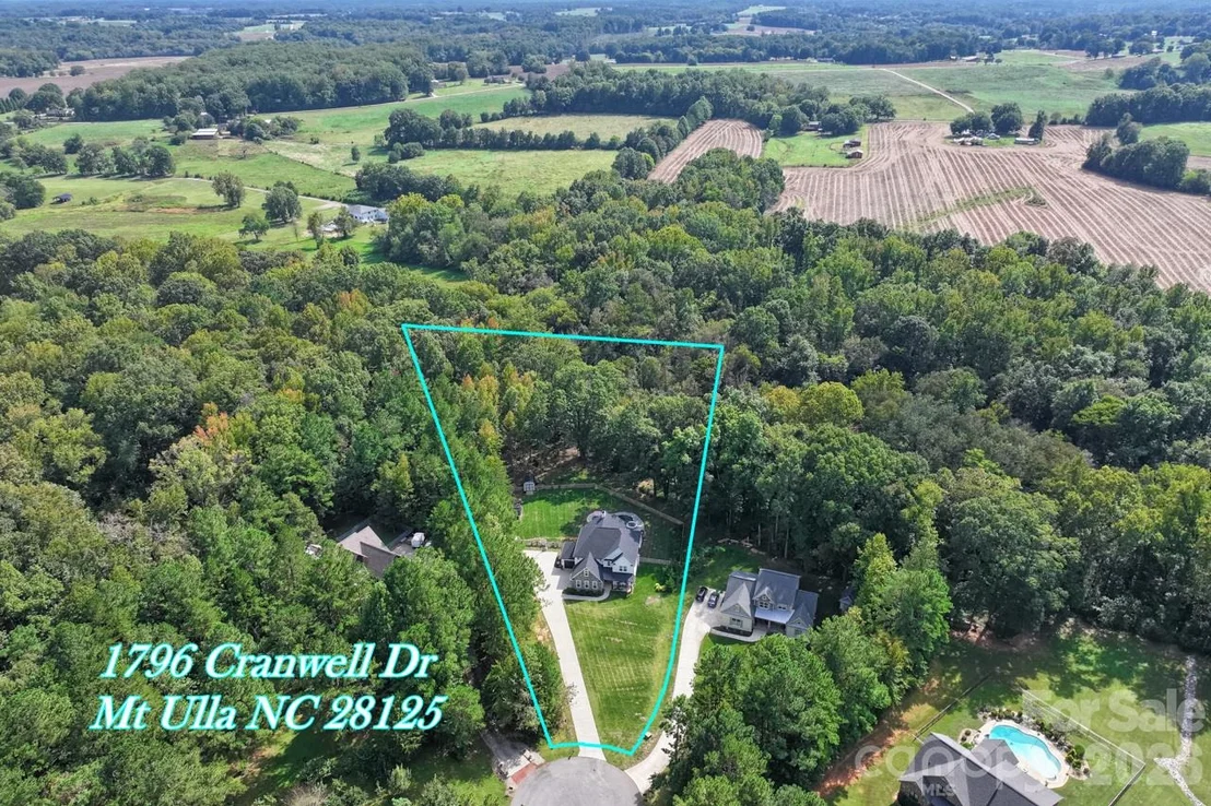 Photo of 1796 Cranwell Drive