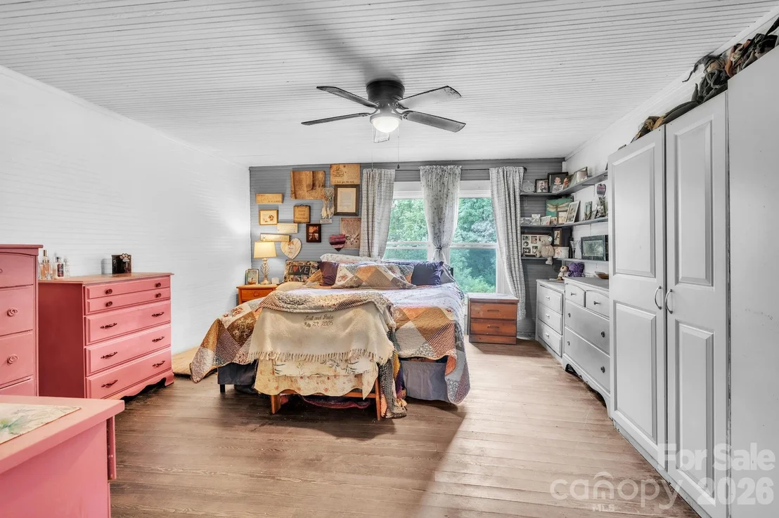 Photo of 140 Painter Road