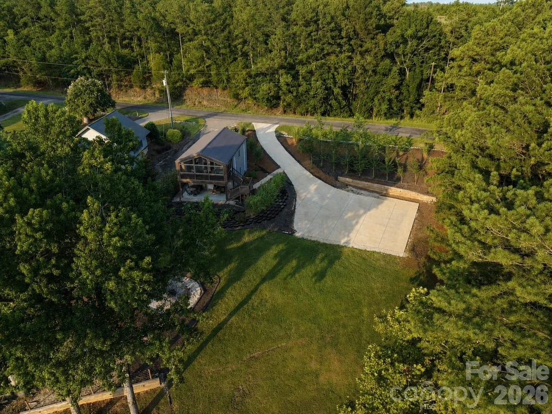 Photo of 2268 Singleton Creek Road