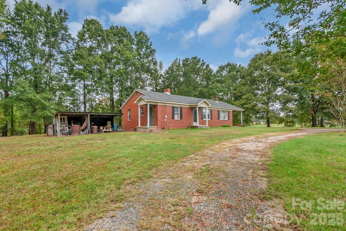 Photo of 1726 Denton Hill Road