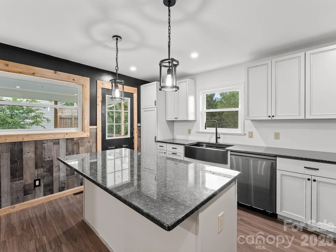Photo of 10 Monte Vista Circle