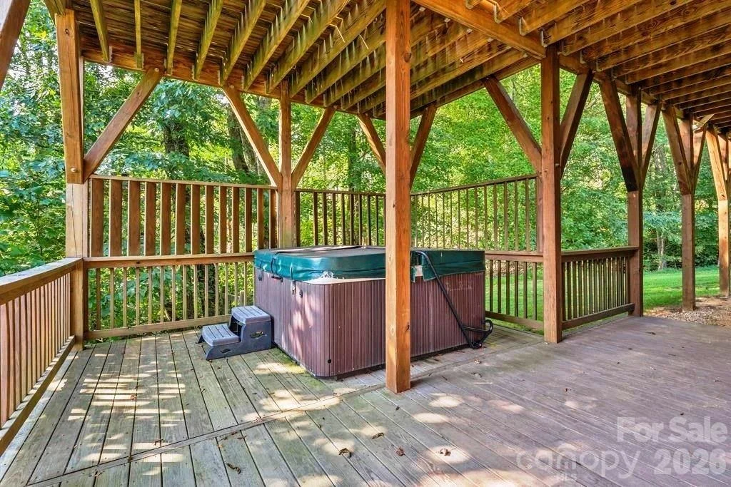 Photo of 501 John Ward Road