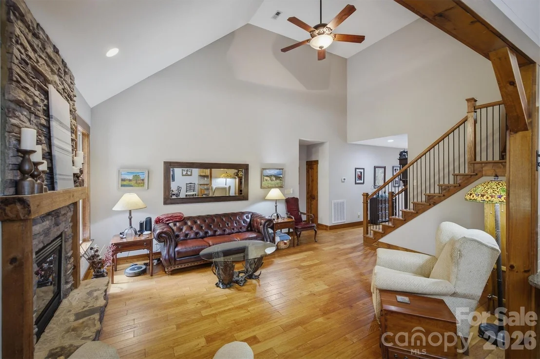 Photo of 2185 Cottage Park Road