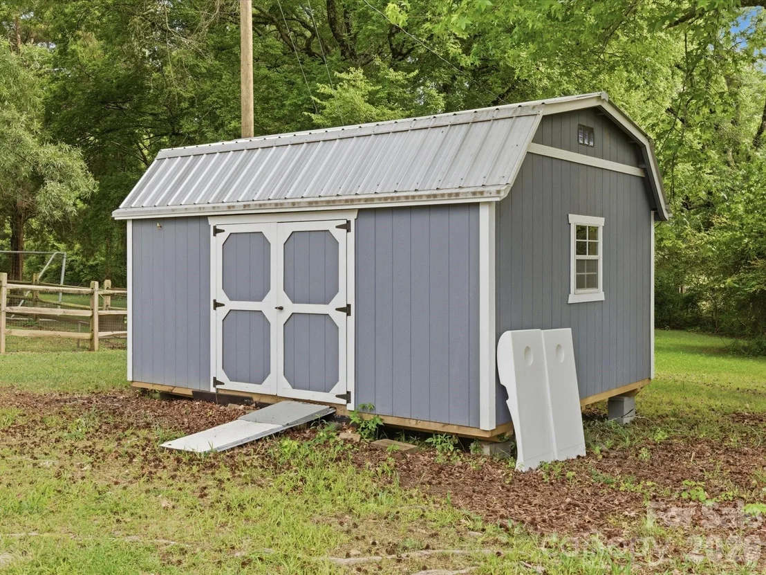 Photo of 620 Normandy Road