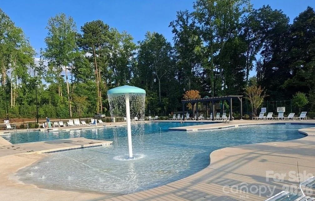 Photo of 695 Belle Grove Drive
