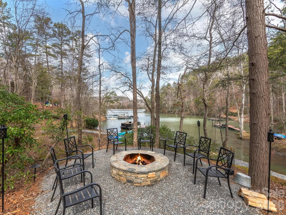 Photo of 201 Hawk Ridge Drive