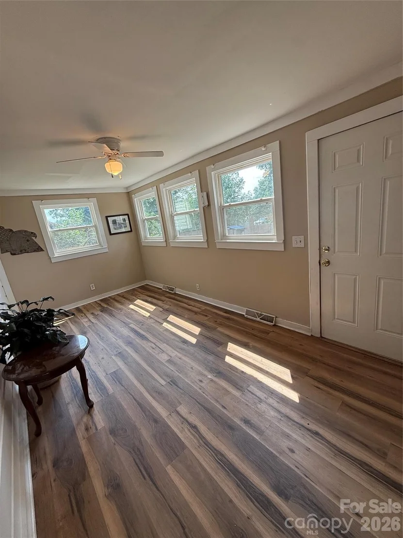 Photo of 1105 Fallston Road