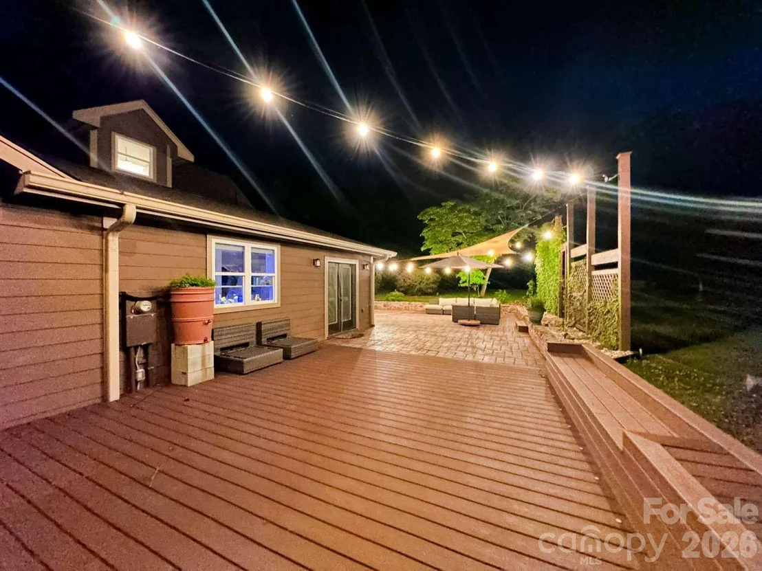 Photo of 141 Carnegie Road