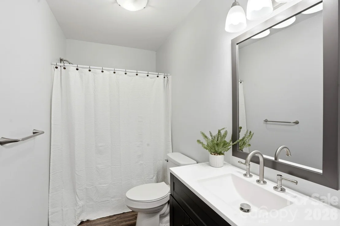 Photo of 142 Sam Bailes Boulevard