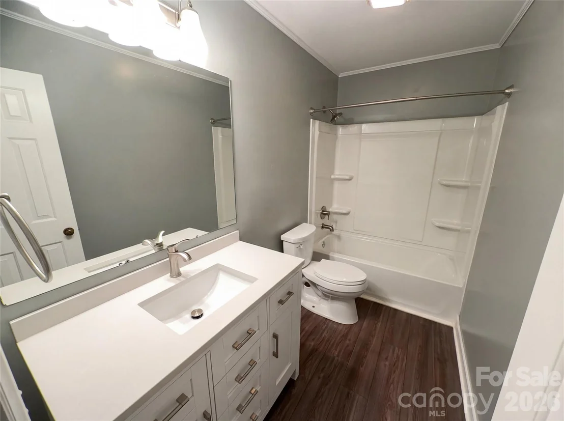 Photo of 3029 Southampton Circle