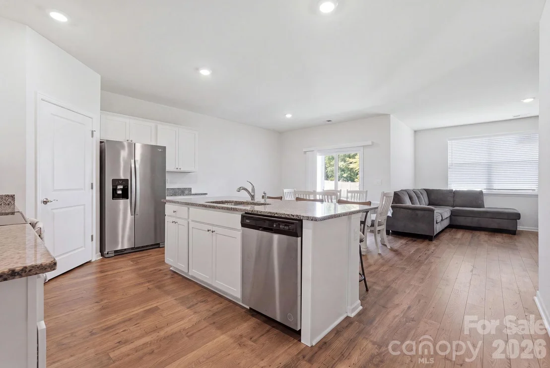 Photo of 1404 Greenock Lane