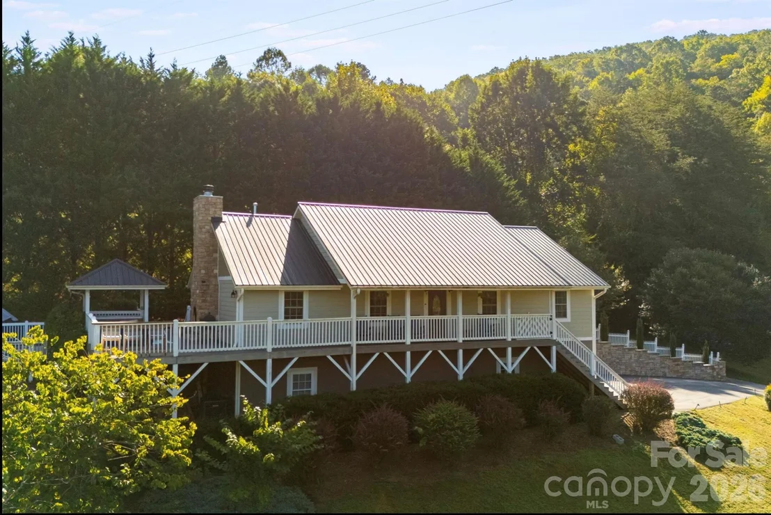 Photo of 29 Miranda Knoll