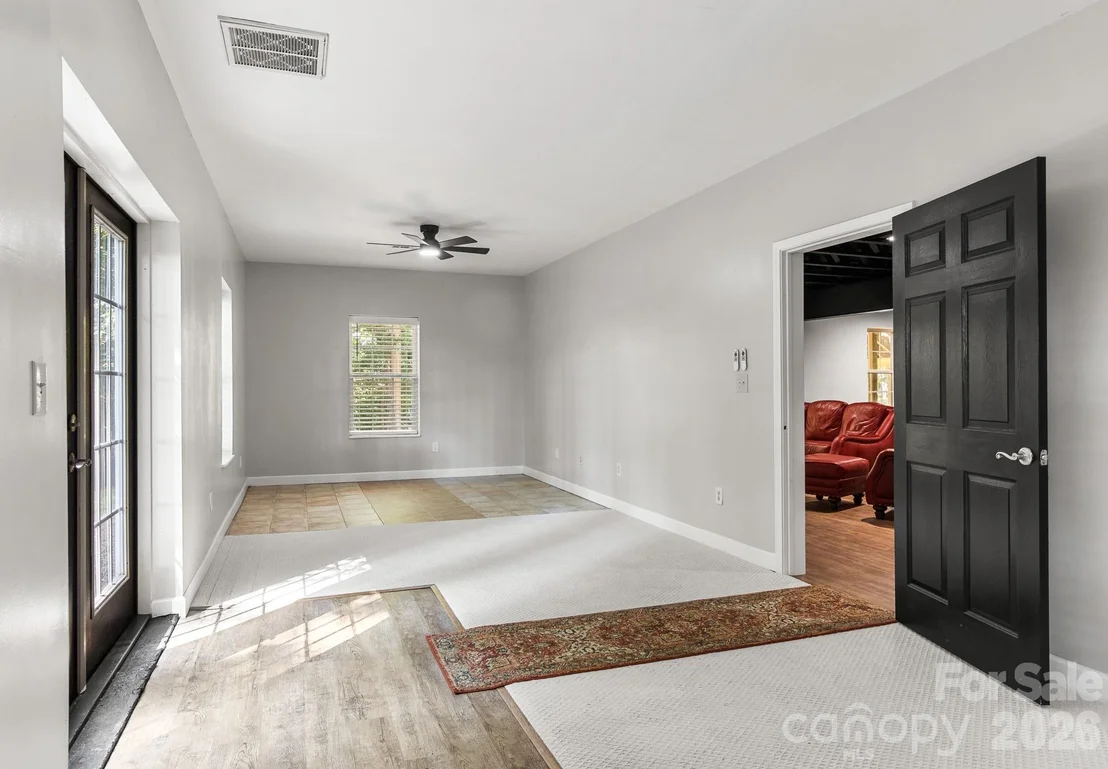 Photo of 613 Perry Road