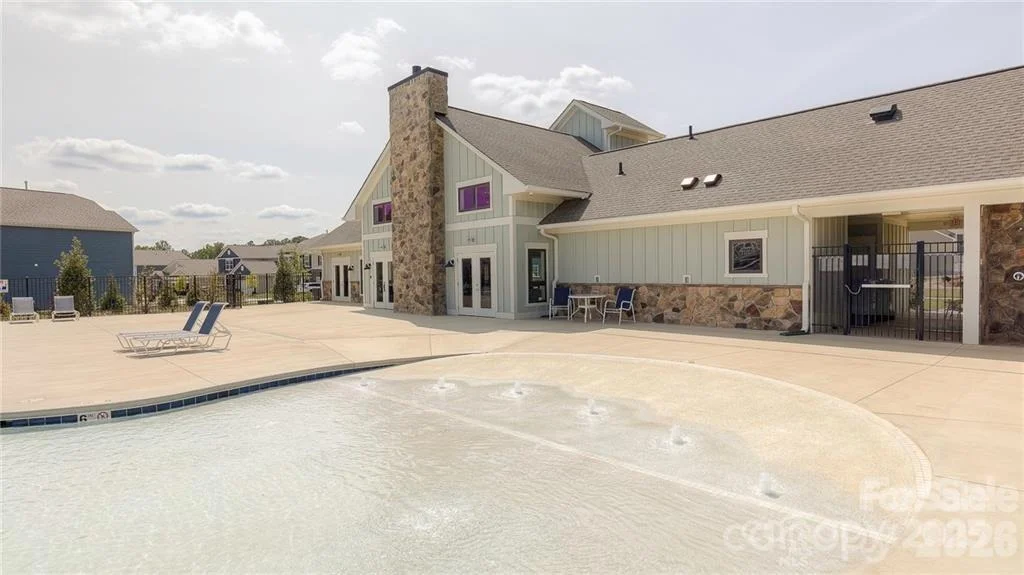 Photo of 128 Longleaf Drive