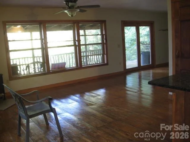 Photo of 409 Arrowood Road
