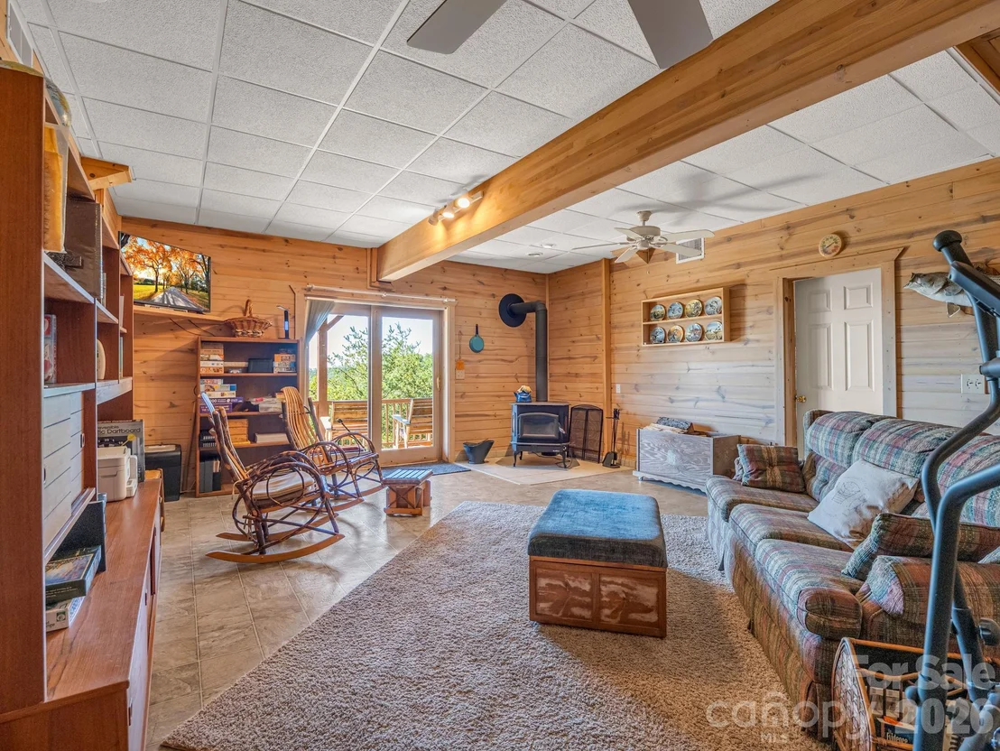 Photo of 762 Valley View Drive