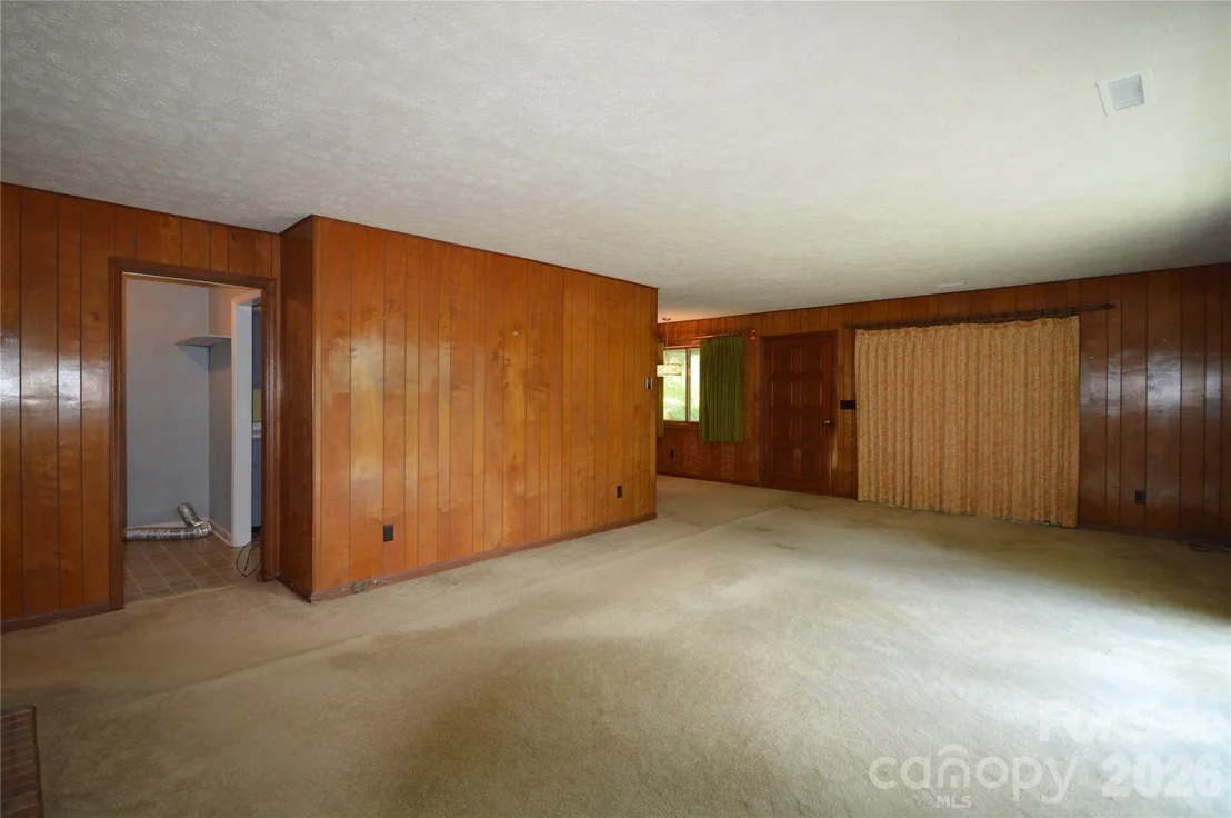 Photo of 184 Laurel Road