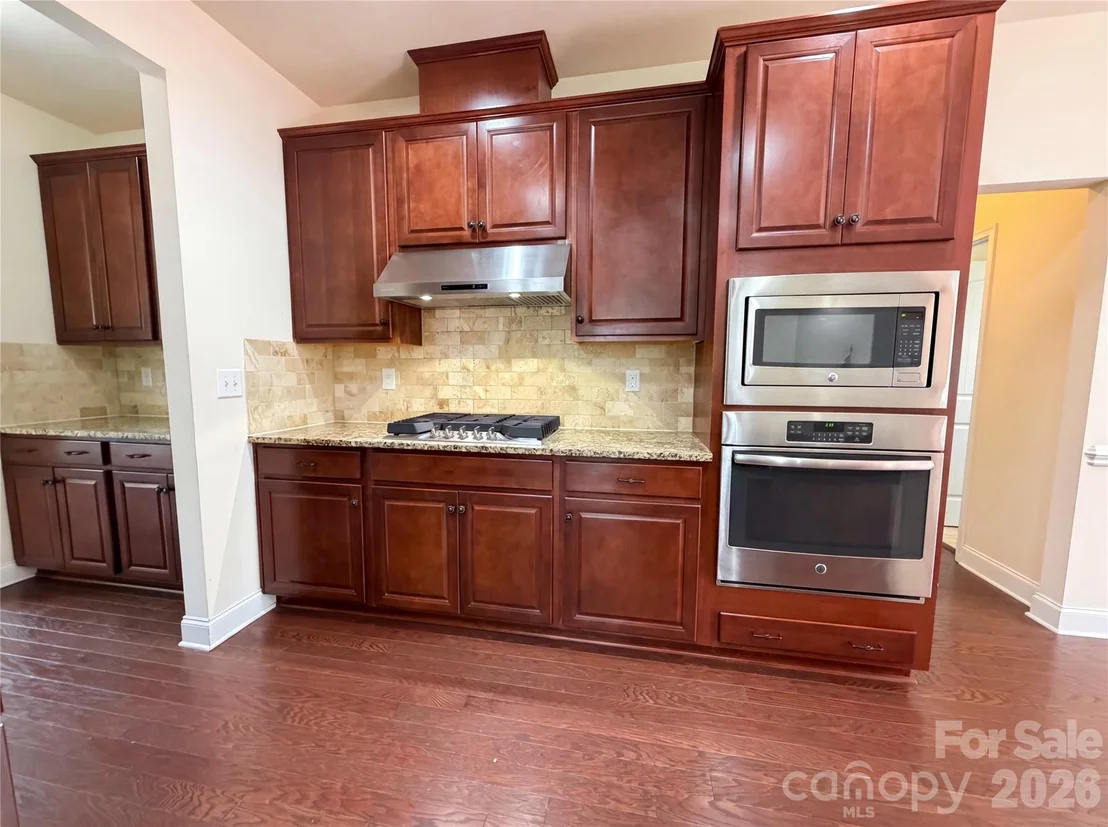 Photo of 2115 Eskridge Terrace