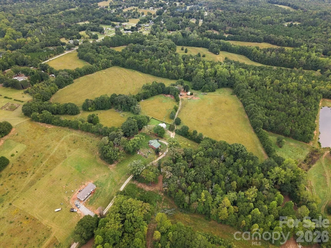 Photo of 250 Circus Trail
