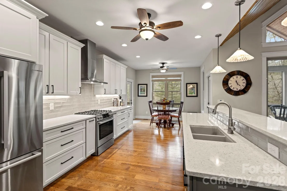 Photo of 719 Overlook Drive