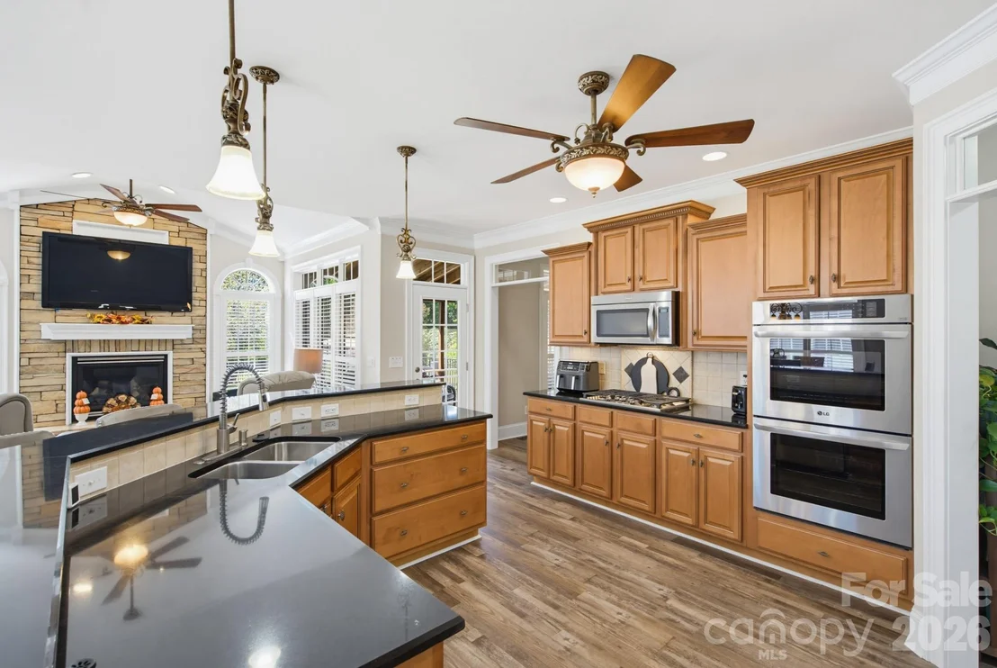 Photo of 1177 Springlake Road