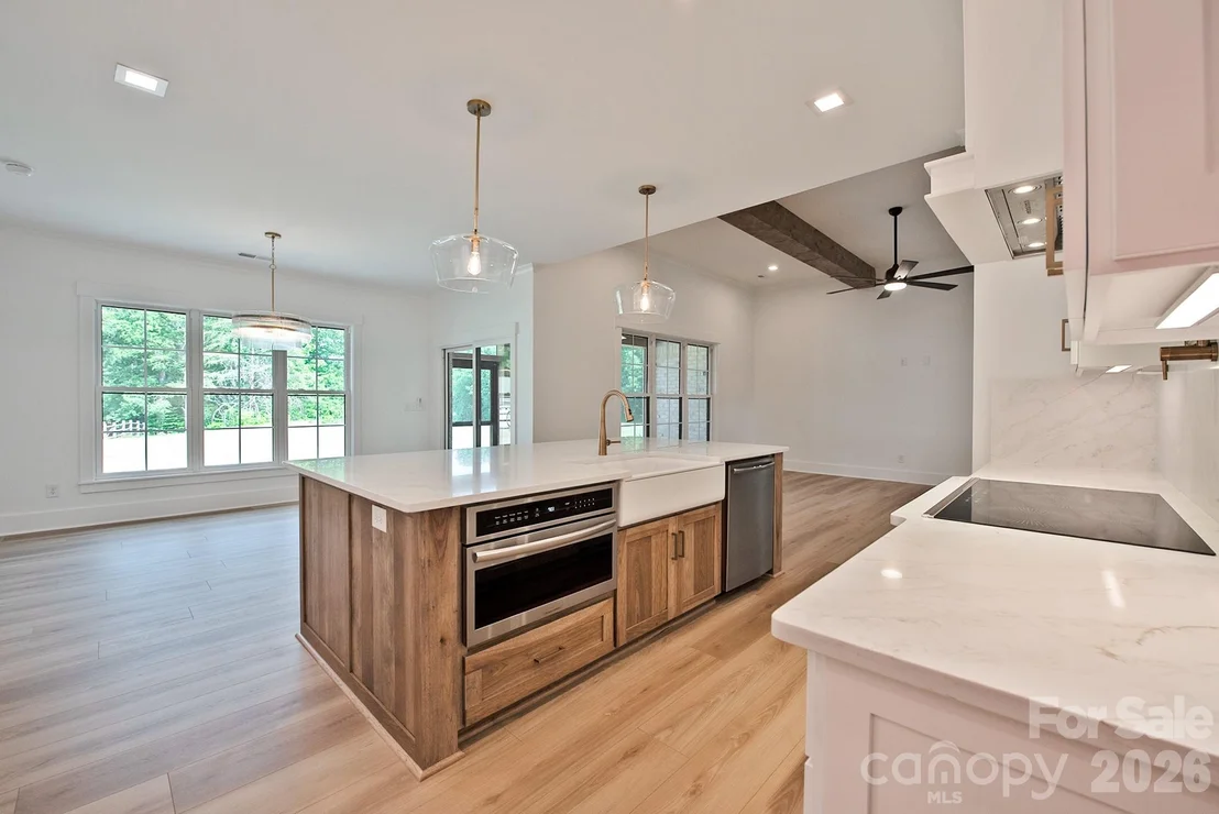 Photo of 935 Lake Wright Road