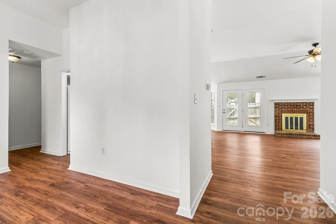 Photo of 739 Oakbluff Circle