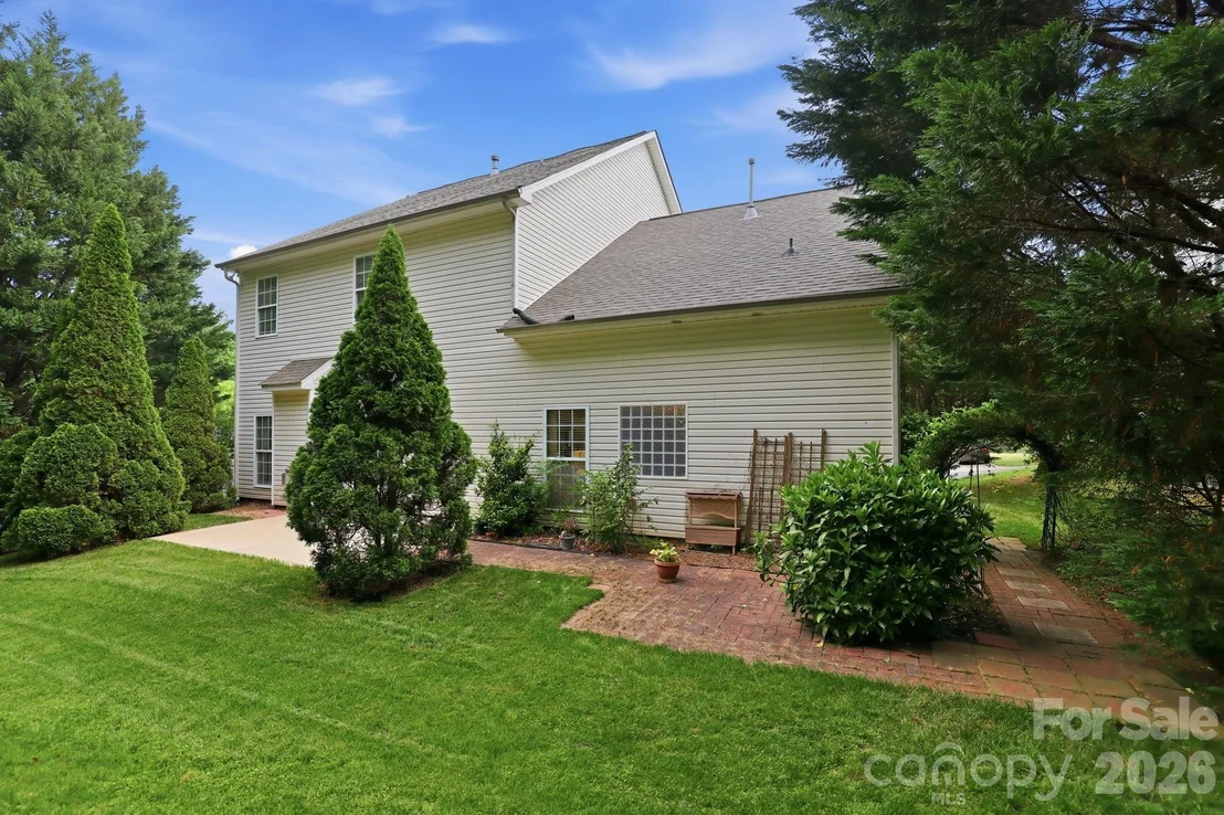 Photo of 445 Buttermere Road