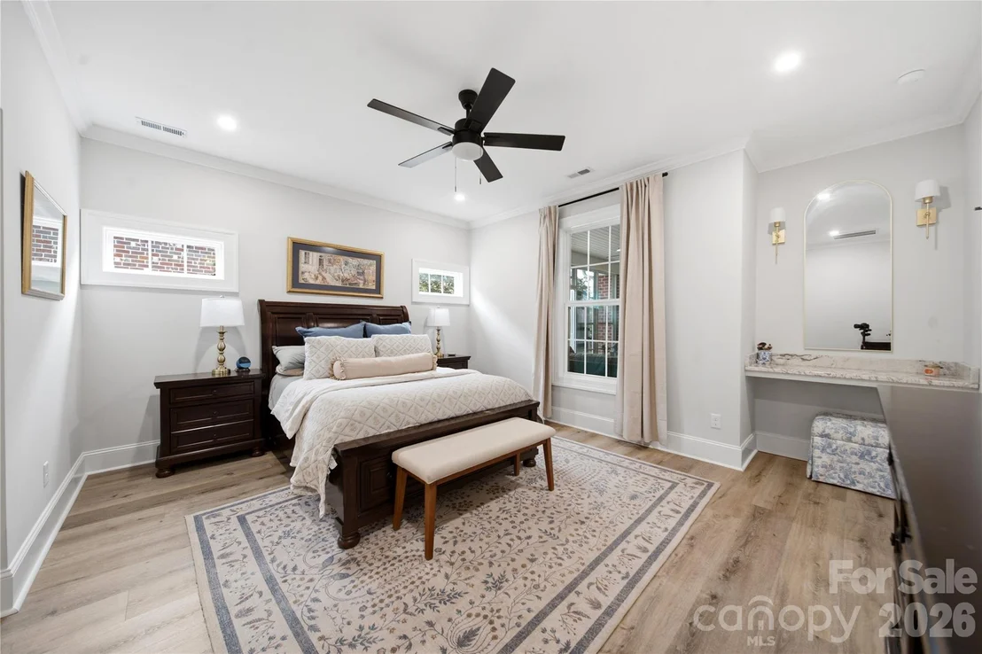 Photo of 531 Buckview Lane
