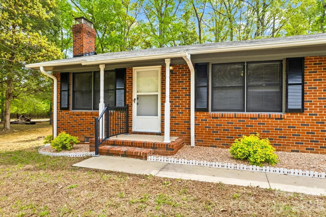 Photo of 6325 Long Ferry Road
