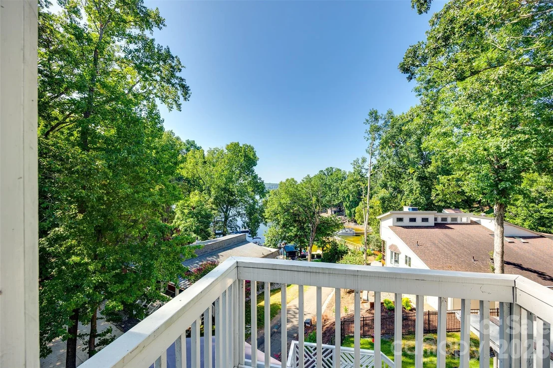 Photo of 1088 Palmyra Drive