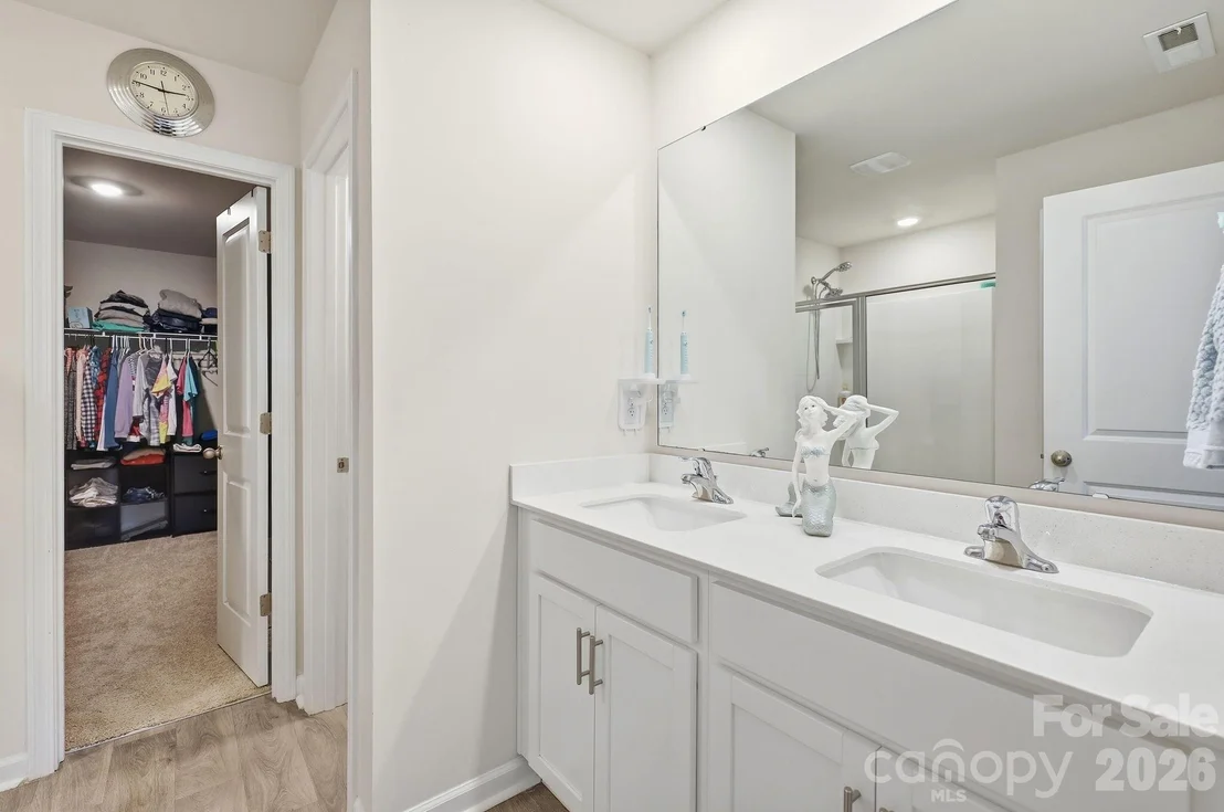 Photo of 1276 Hickory Point Drive
