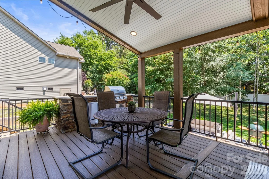 Photo of 108 Willowbrook Drive