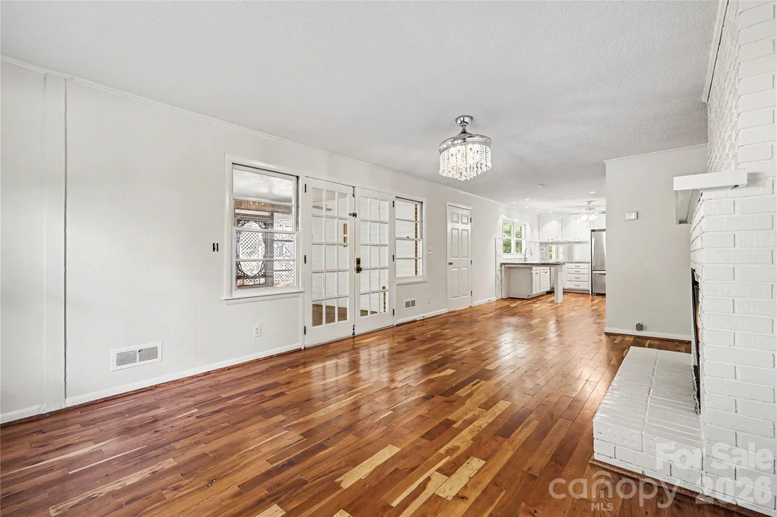 Photo of 211 Windsor Drive