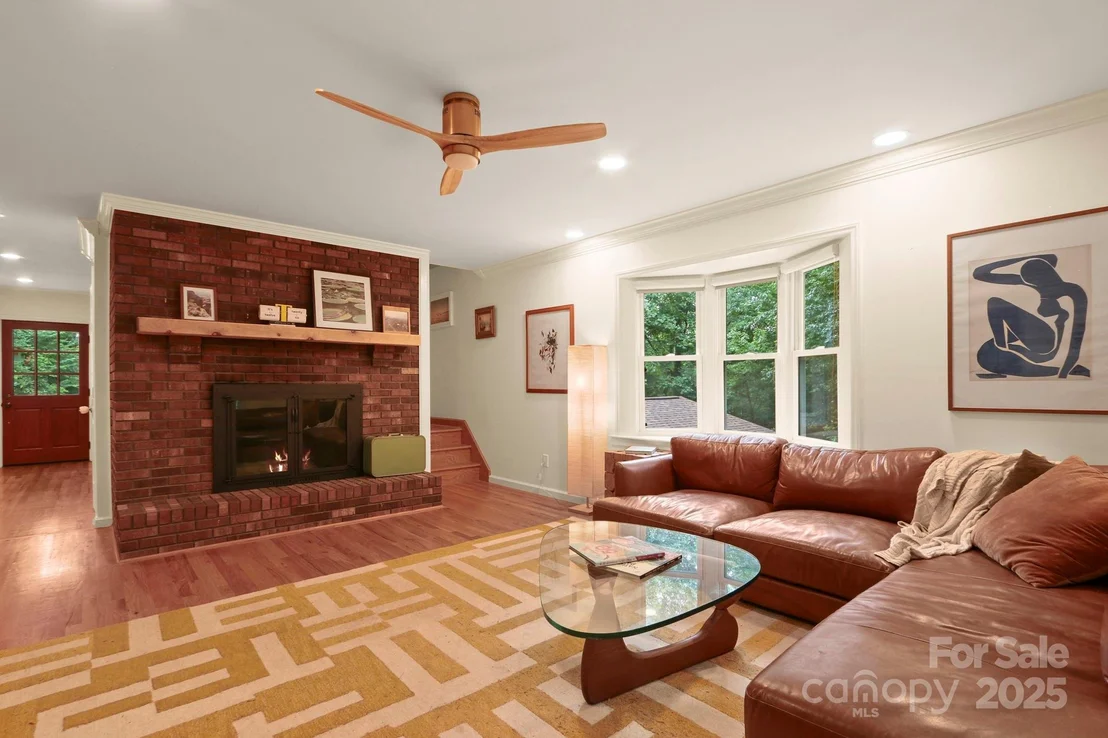 Photo of 127 Boulder Lane