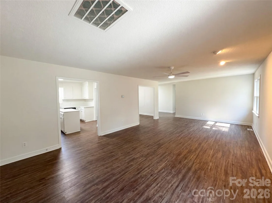 Photo of 16138 Substation Road