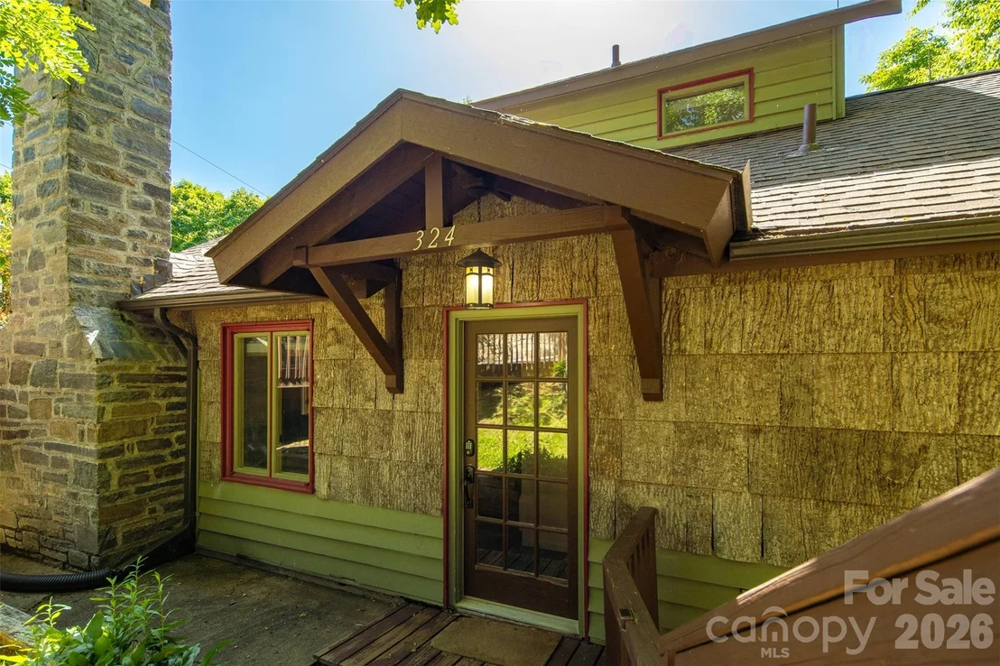 Photo of 324 Celestial Drive
