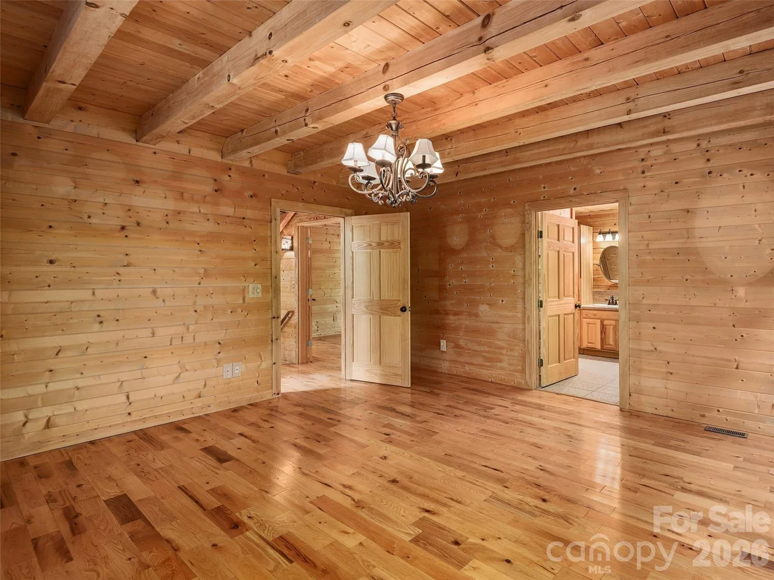 Photo of 413 Green Hills Road