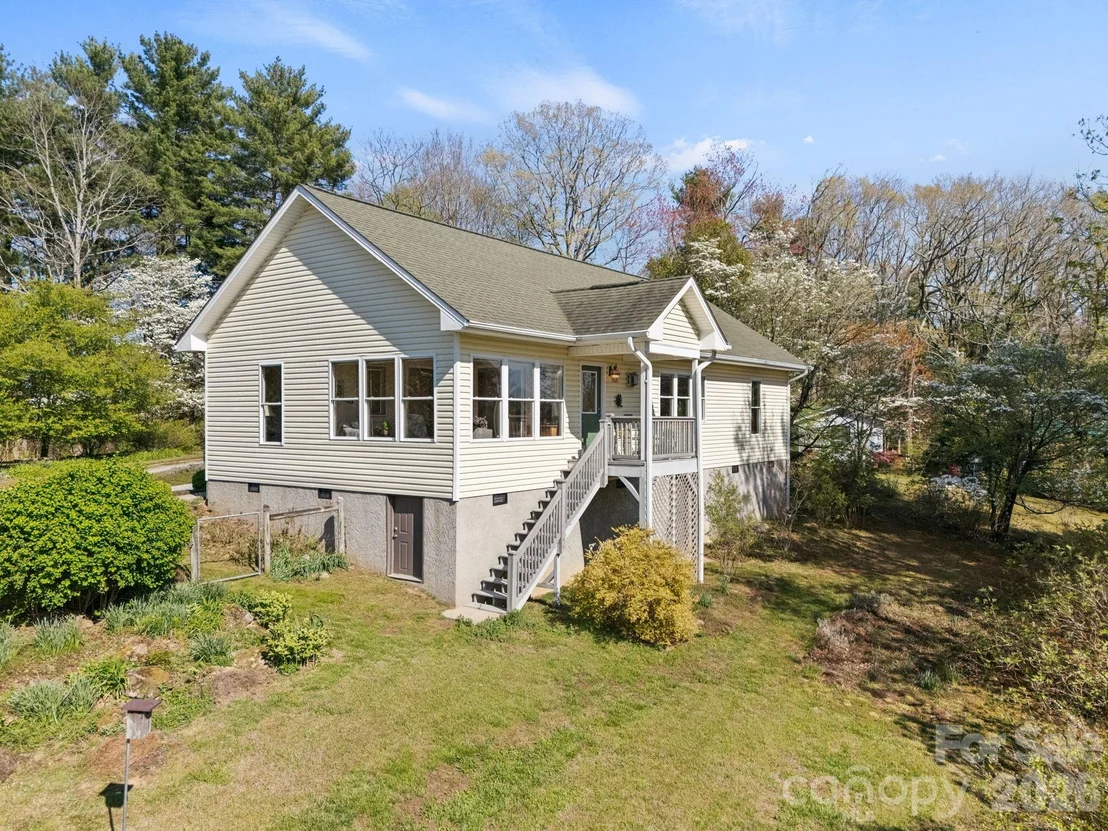 Photo of 367 Crescent Street