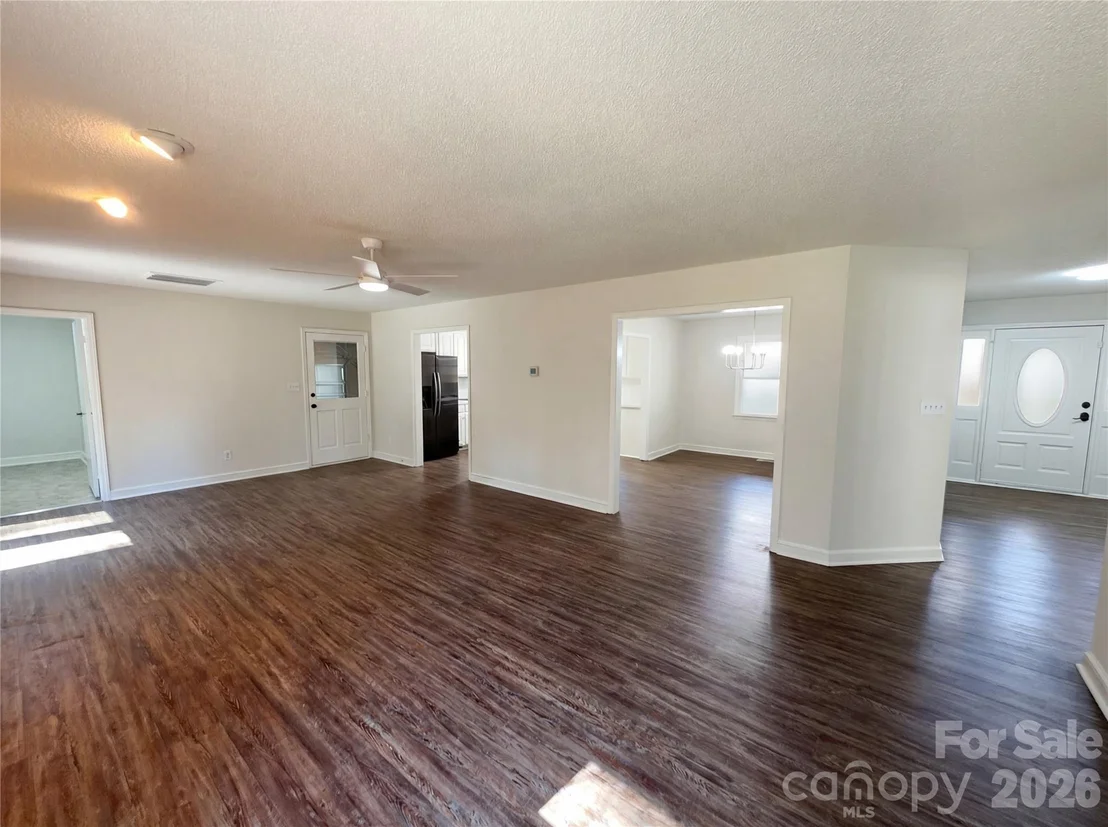 Photo of 16138 Substation Road