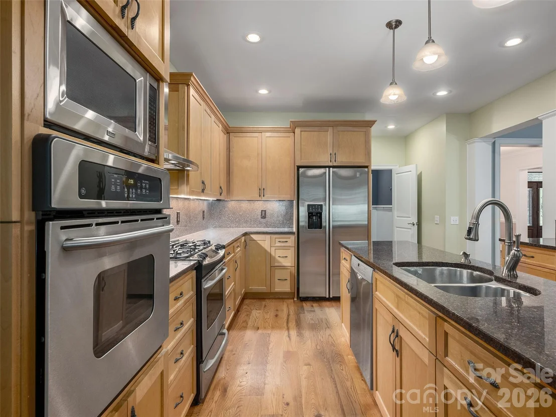 Photo of 620 N Highland Road