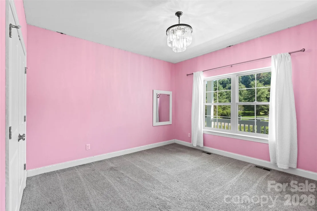 Photo of 394 Kellwood Drive